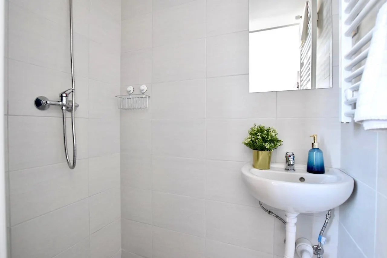 Standard Apartment By Hi5 - Bazilika Suite Budapest