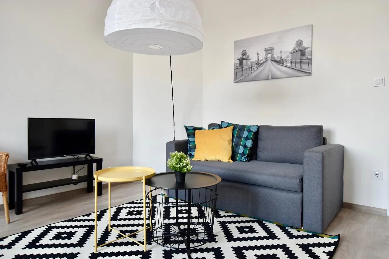 Standard Apartment By Hi5 - Bazilika Suite Budapeszt